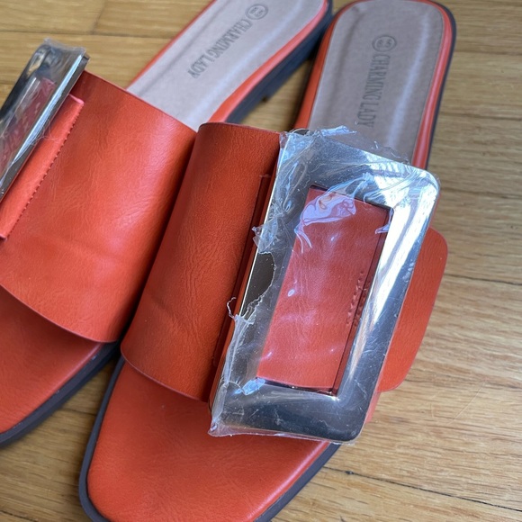 Orange Slip On Flat Sandals.  Never worn. Size 8.5 - Picture 5 of 5